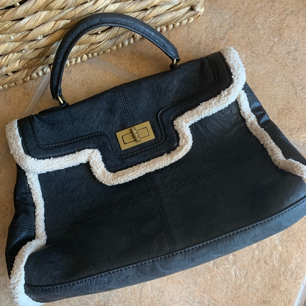 APT.9 Black bag. NWOT